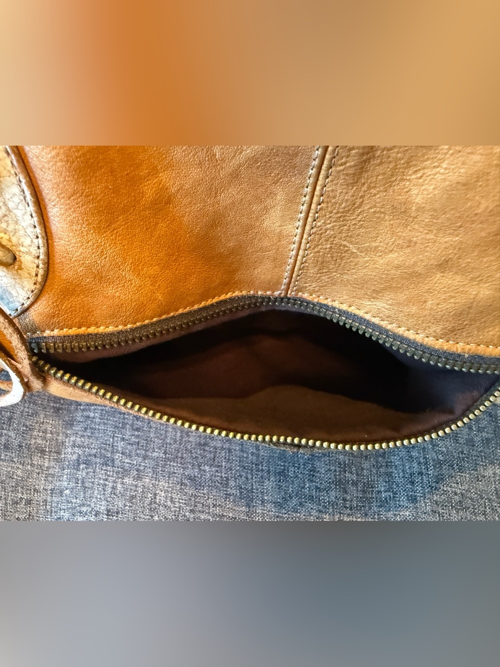 Bed|Stu Rockababy Oats Icicle Rustic Leather Shoulder Bag with Dual Handles - Picture 10 of 16
